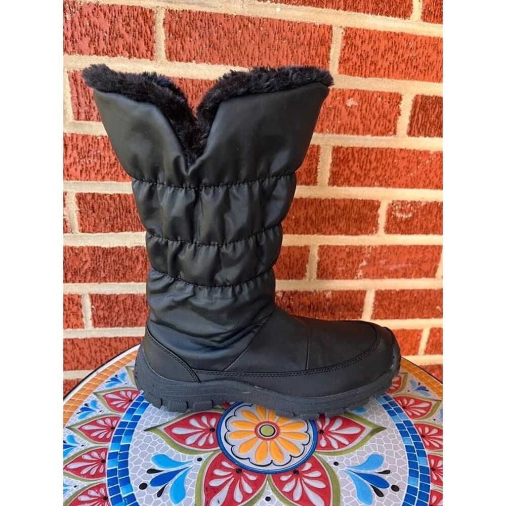 Rugged Outback Black Quilted Faux Fur Trim Snow Boots Women’s 7 NWT